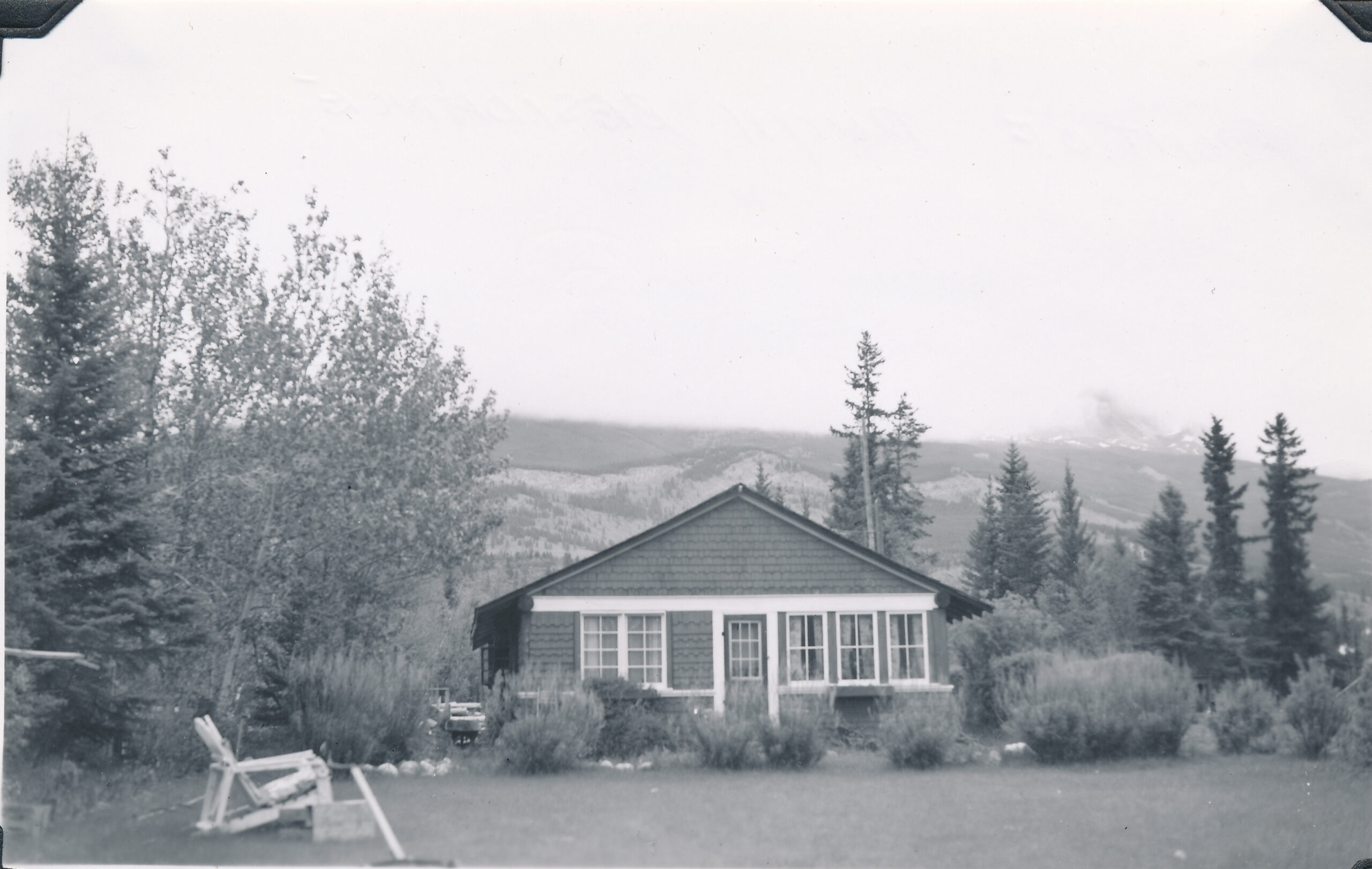 Jasper National Park PUGH Cabin in Jasper - Jasper Museum - Jasper-Yellowhead Historical Society